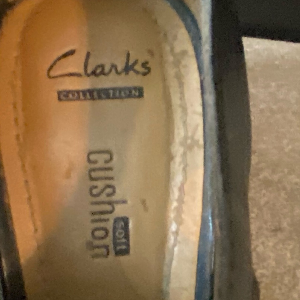 Clarks Chic Black Leather Women's Cutout Heels memory foam size 8 - Picture 6 of 10